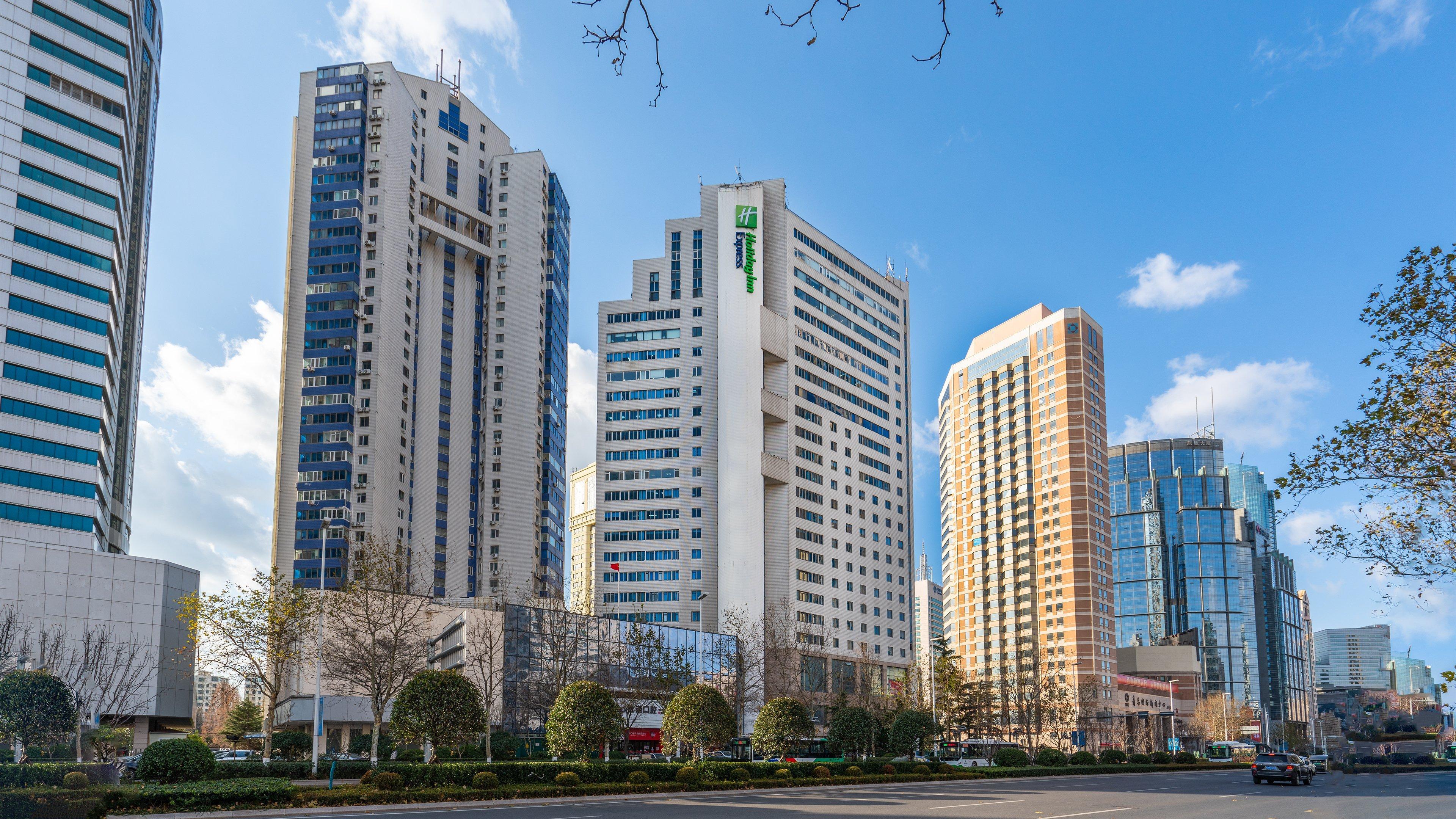 Holiday Inn Express Qingdao City Center By Ihg المظهر الخارجي الصورة
