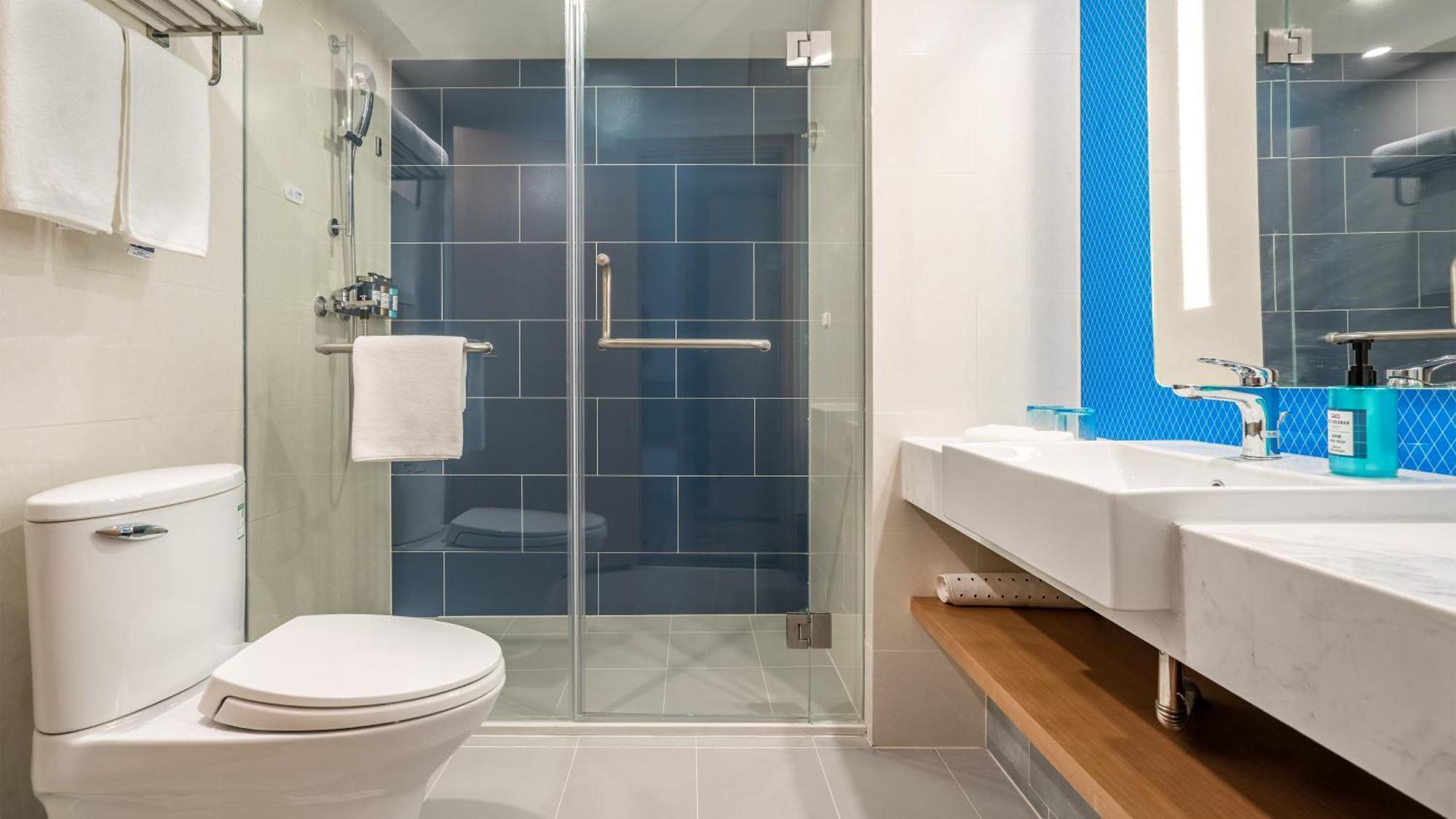 Holiday Inn Express Qingdao City Center By Ihg المظهر الخارجي الصورة